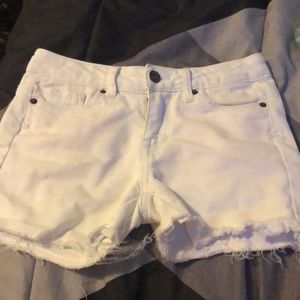 white jean shorts